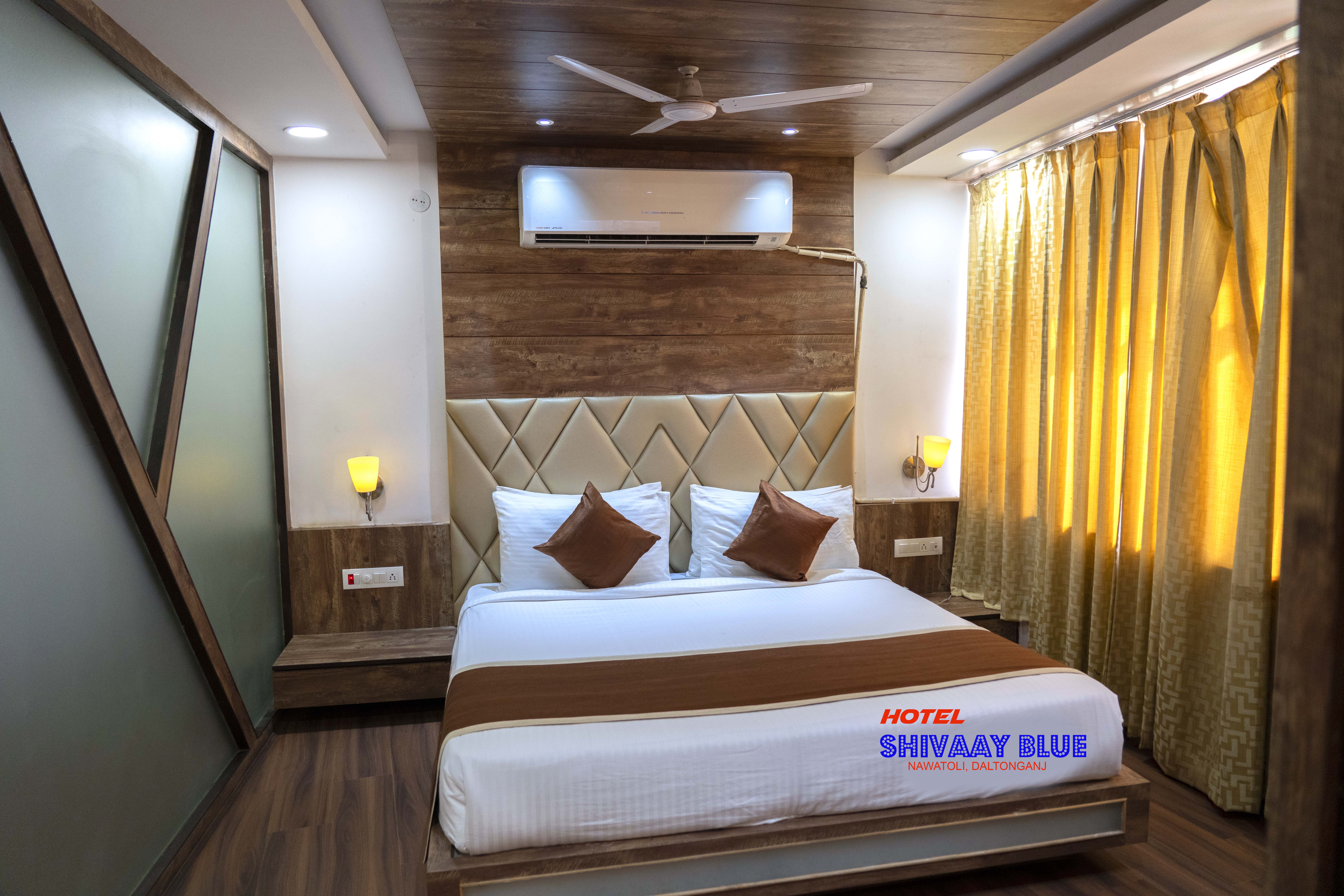 hotel shivaay blue banner