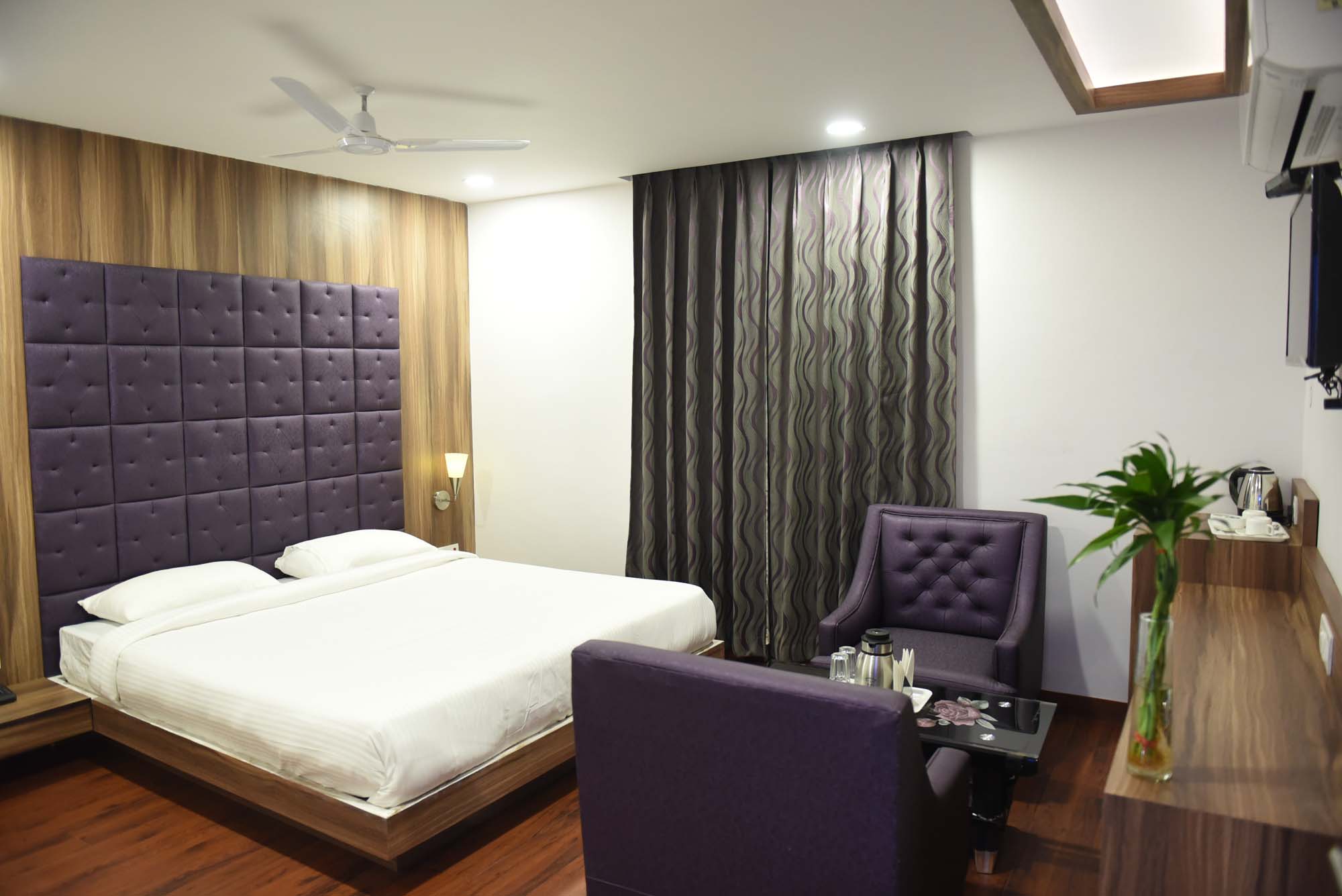 Best hotel in daltonganj