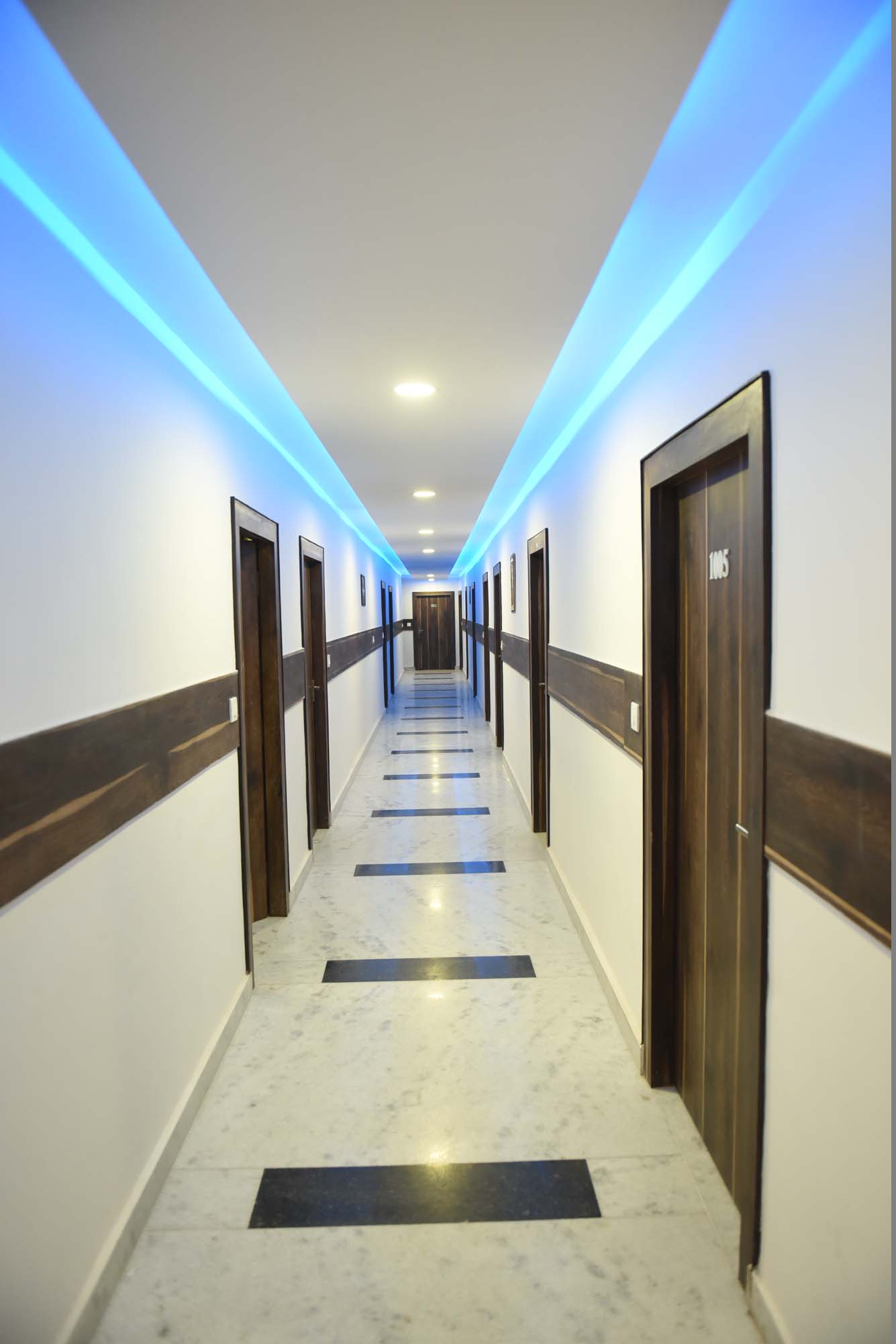 hotel shivaay blue banner