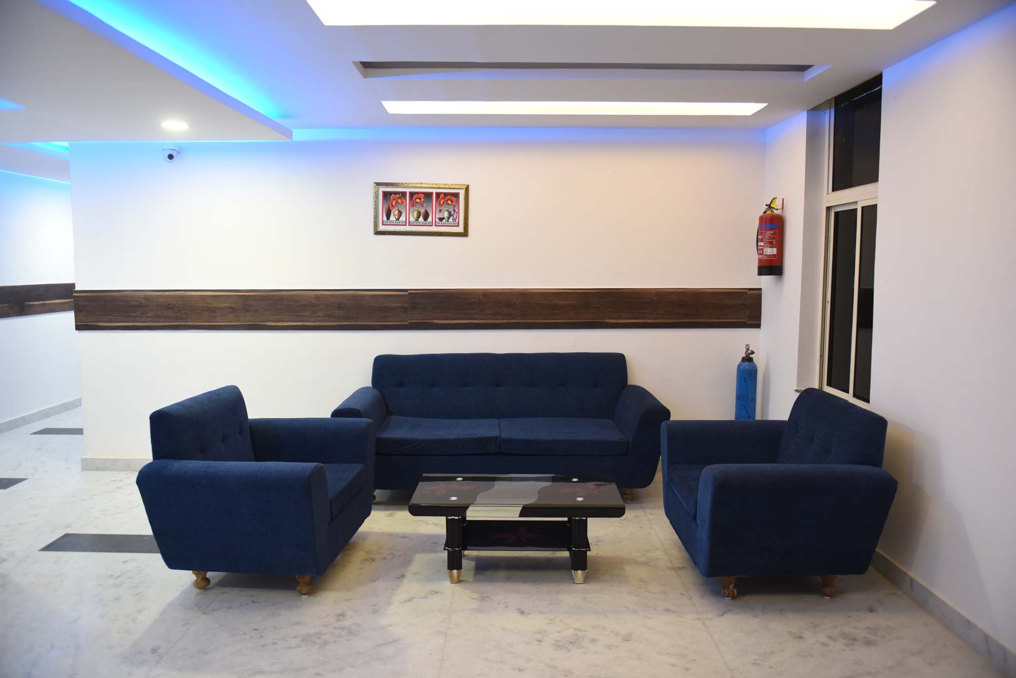 hotel shivaay blue banner