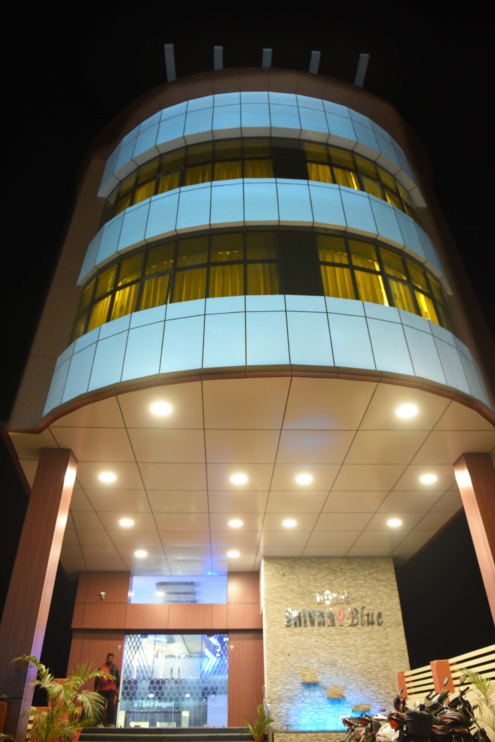 hotel shivaay blue banner